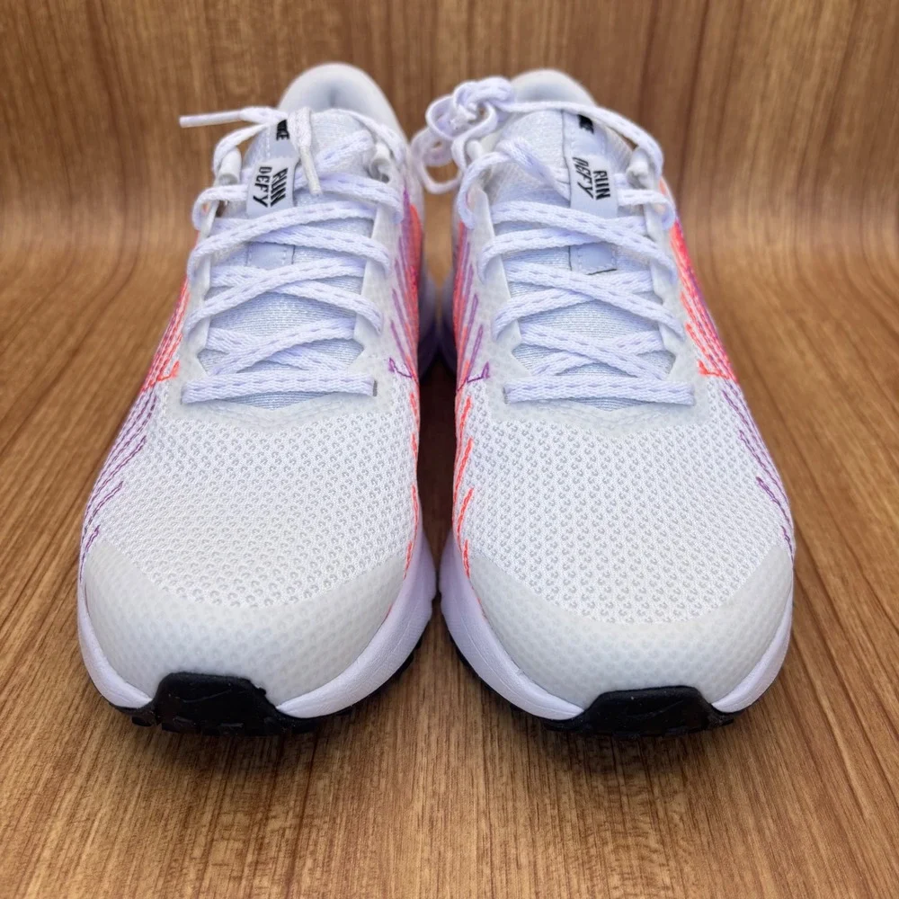 Nike Run Defy Women 6.5 White Hydrangeas HM9593-102 Running Shoes NEW